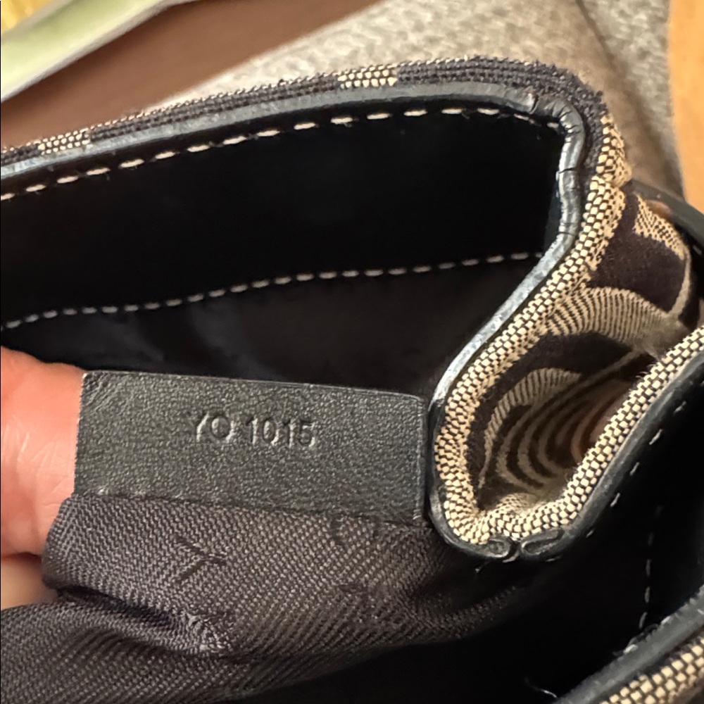 GIVENCHY- Authentic(COA)Black & Beige Leather and G Logo Canvas Bag - Picture 15 of 15